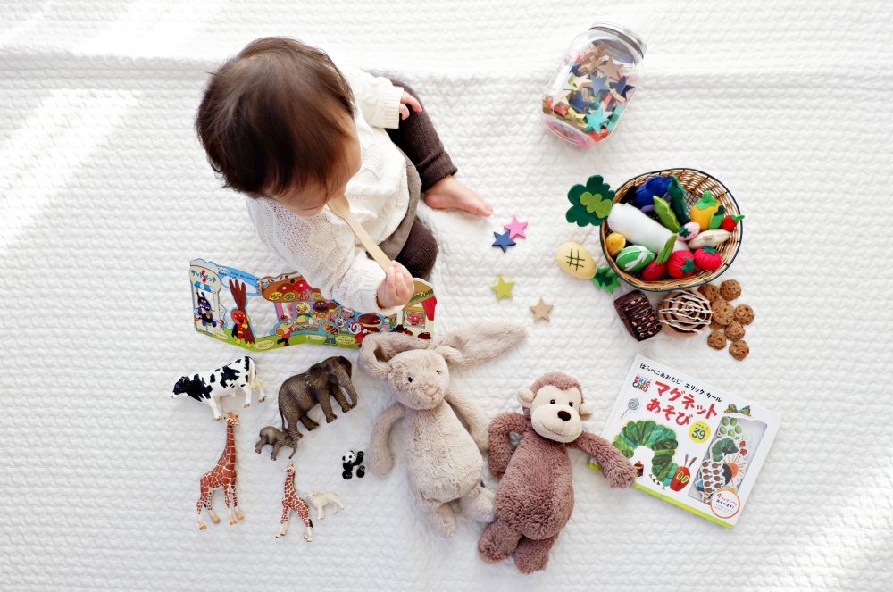Ge bort leksaker som hjälper barnen att utvecklas